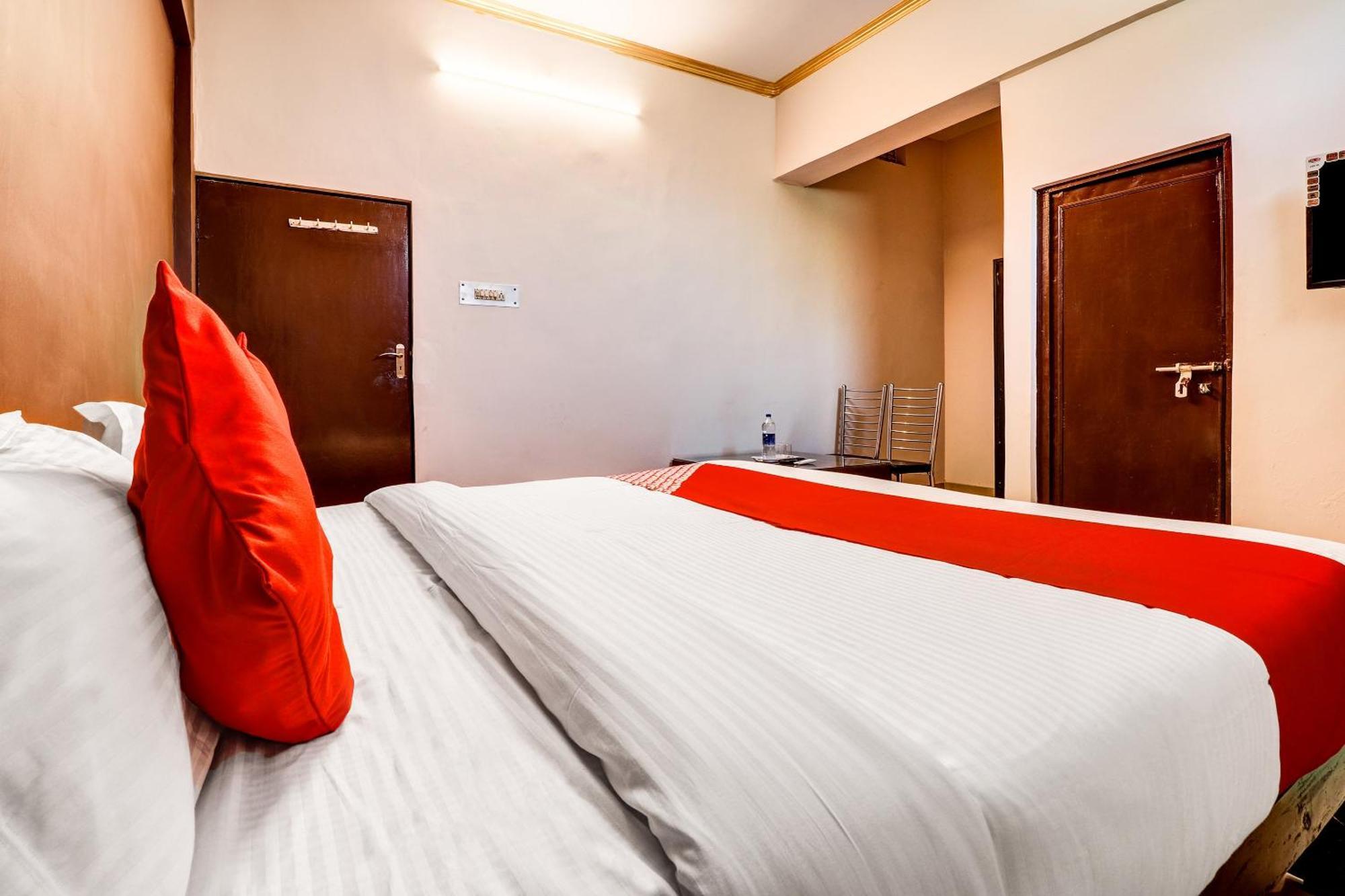 Hotel O Star City Hotel Ayodhya 外观 照片